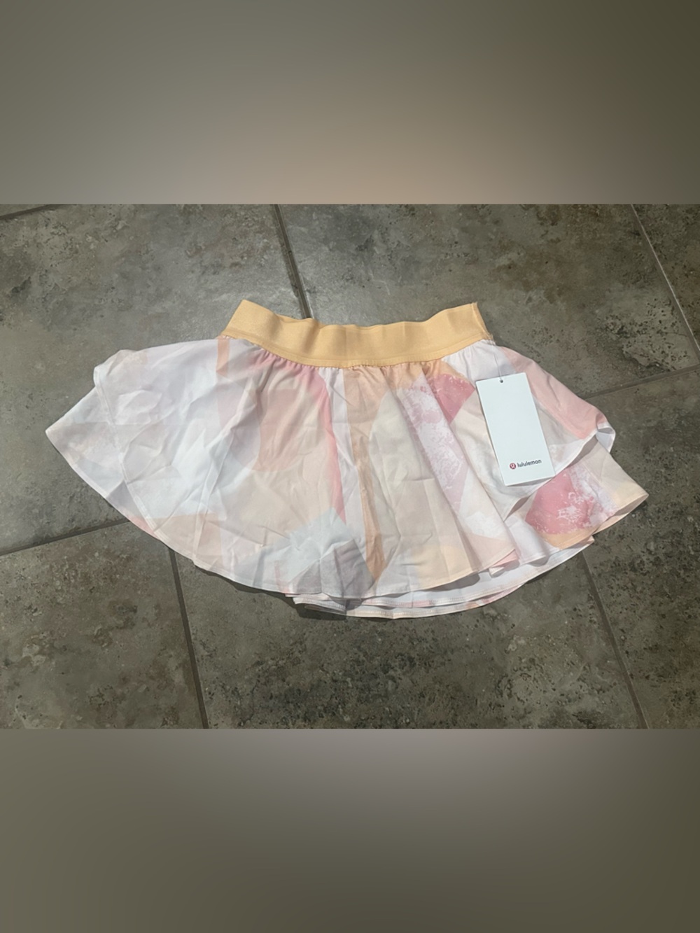 NWT Lululemon athletica Pastel Pink and Yellow Watercolor Skirt